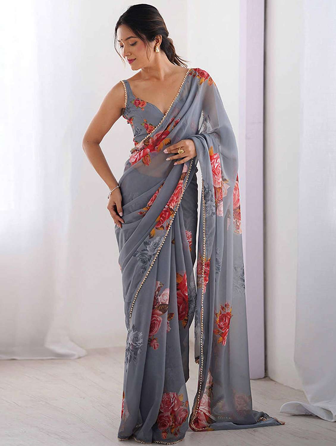 women printed casual wear saree with blouse