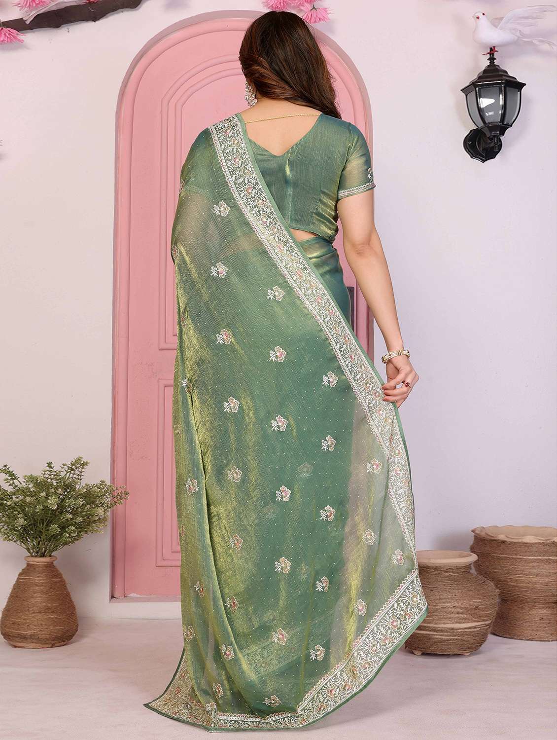 women solid with work embroidered saree with blouse - 22141076 -  Standard Image - 2