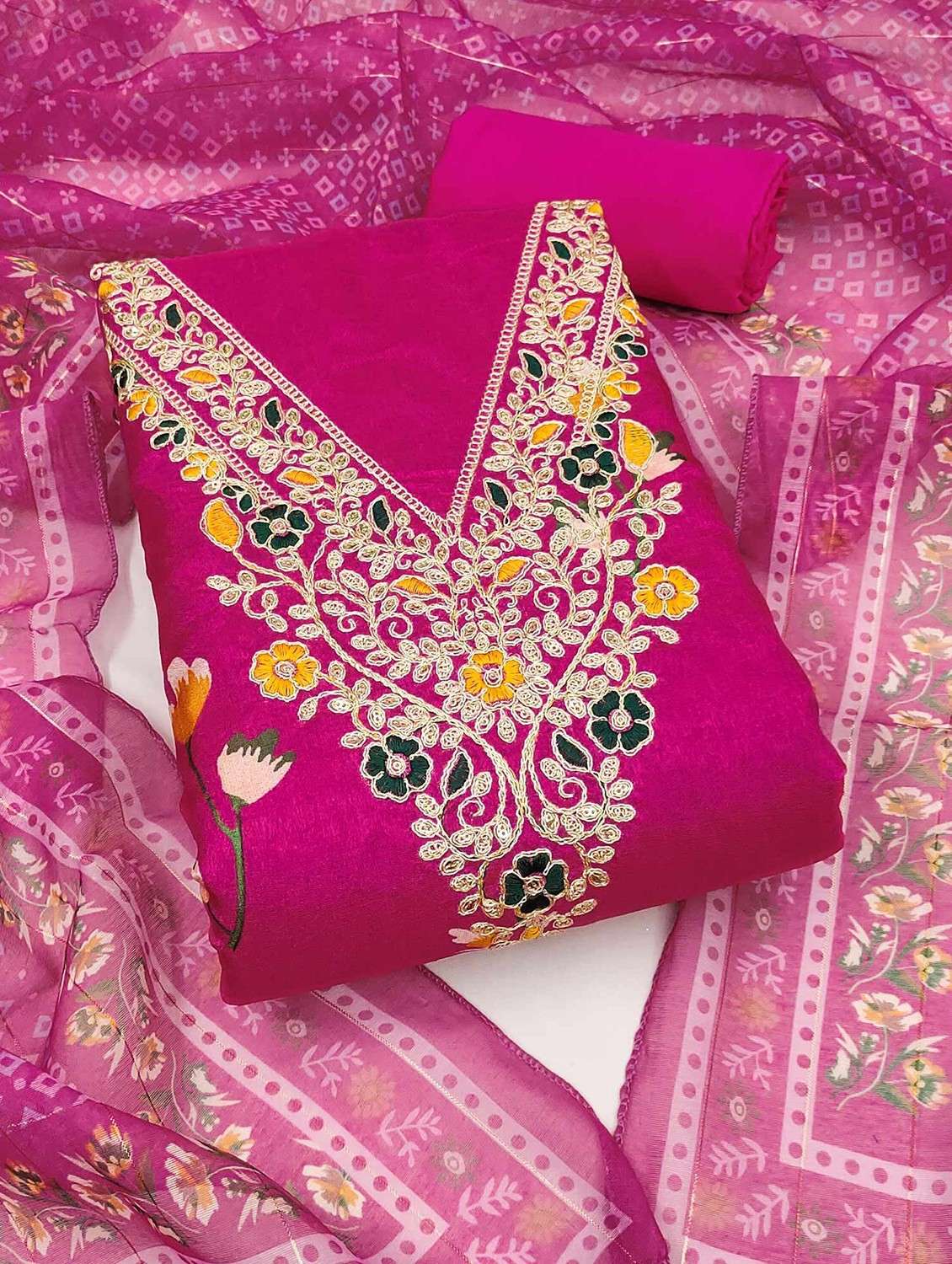 women floral printed unstitched suit set