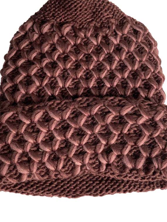 women self design winter cap - 22141299 - Standard Image - 2