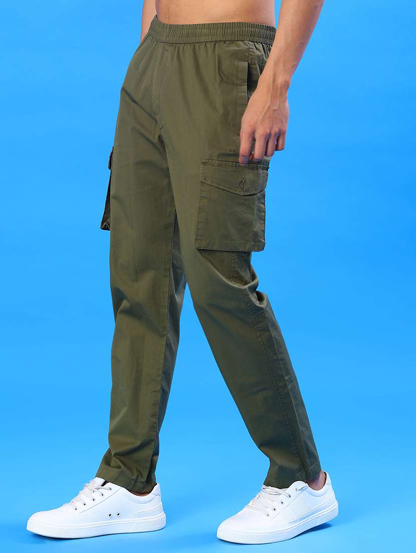men solid mid rise regular fit cargo - 22141320 -  Standard Image - 2