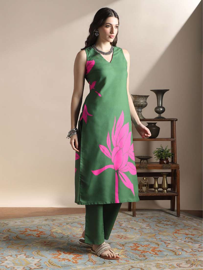 globus women green v-neck sleeveless floral print straight kurta with pants fusion set - 22141390 -  Standard Image - 2