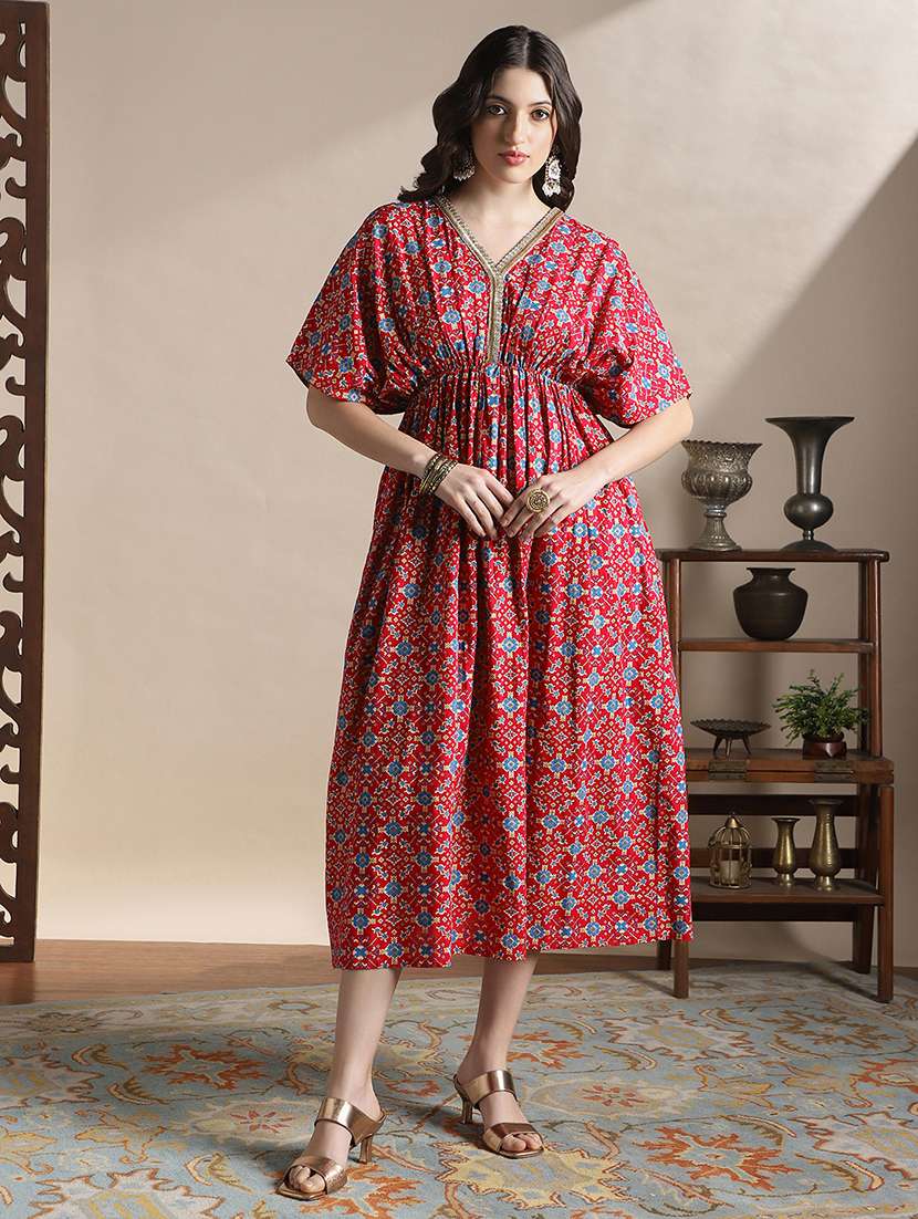 globus women fuchsia v-neck kimono sleeves ethnic print lace detail fit & flare midi fusion dress