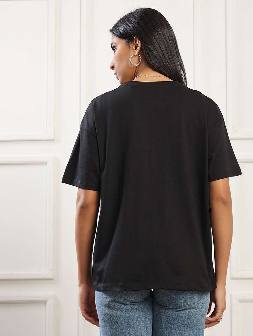 globus women black round neck drop shoulder sleeves graphic print oversized t-shirt - 22141479 -  Standard Image - 2