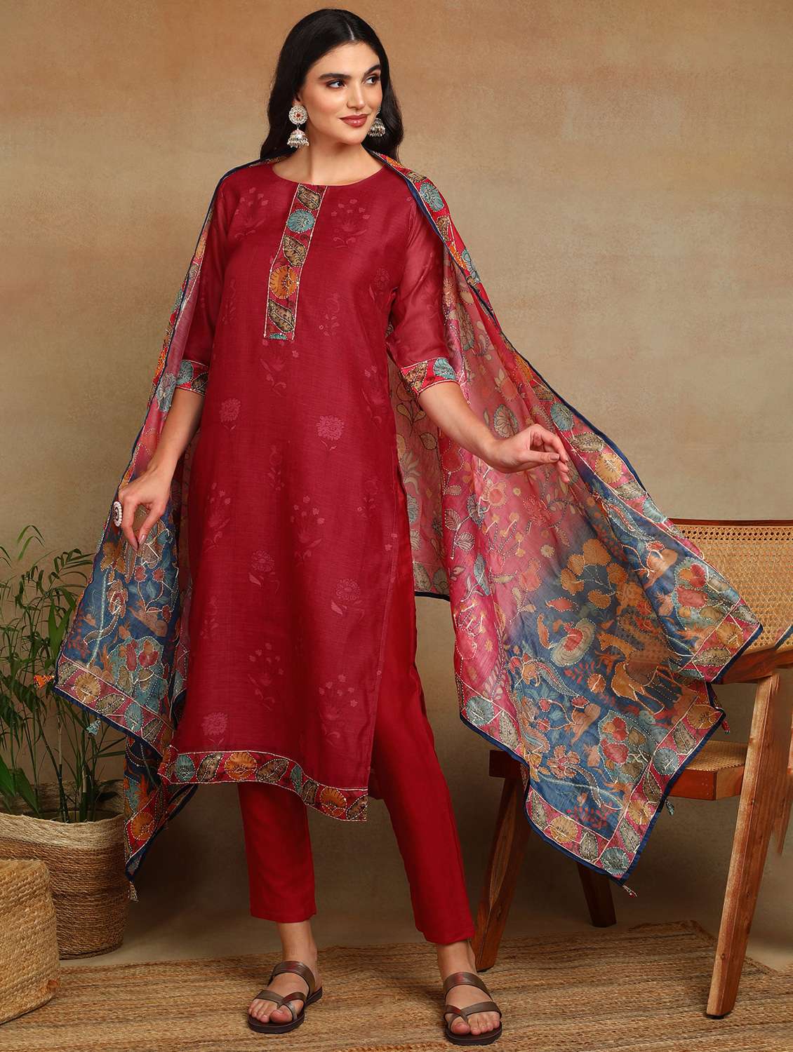 women floral three quarter sleeve kurta pant with dupatta set - 22141662 - Standard Image - 2