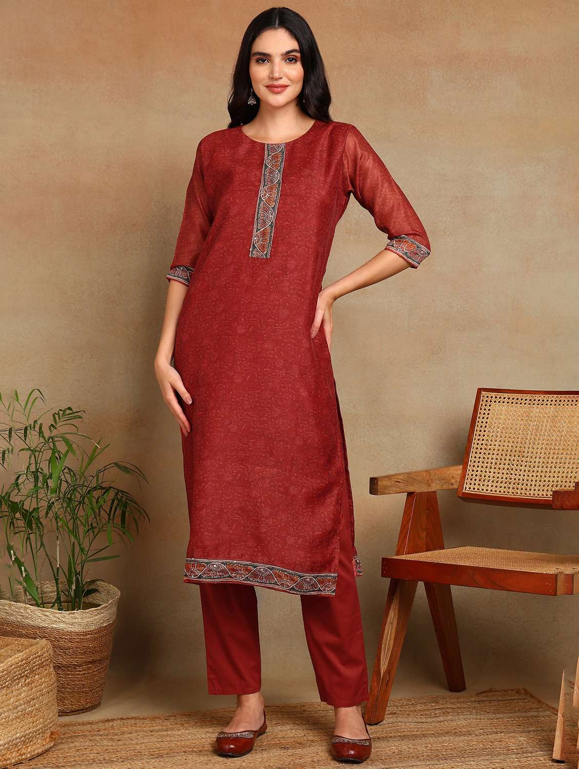 women floral three quarter sleeve kurta pant with dupatta set - 22141664 - Standard Image - 2