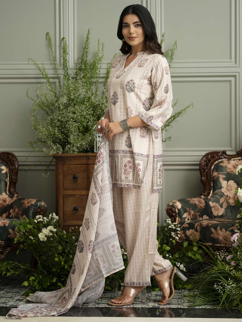 women printed three quarter sleeve kurta pant with dupatta set - 22141681 - Standard Image - 2