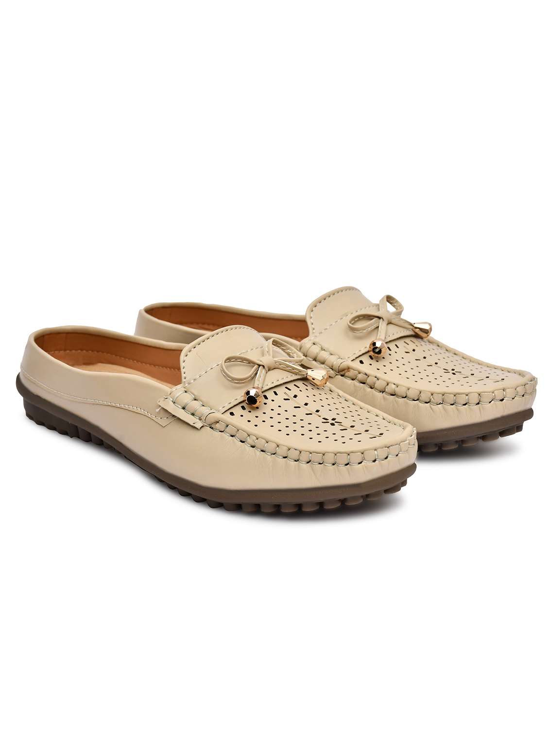 women solid slip on mules - 22142004 - Standard Image - 2