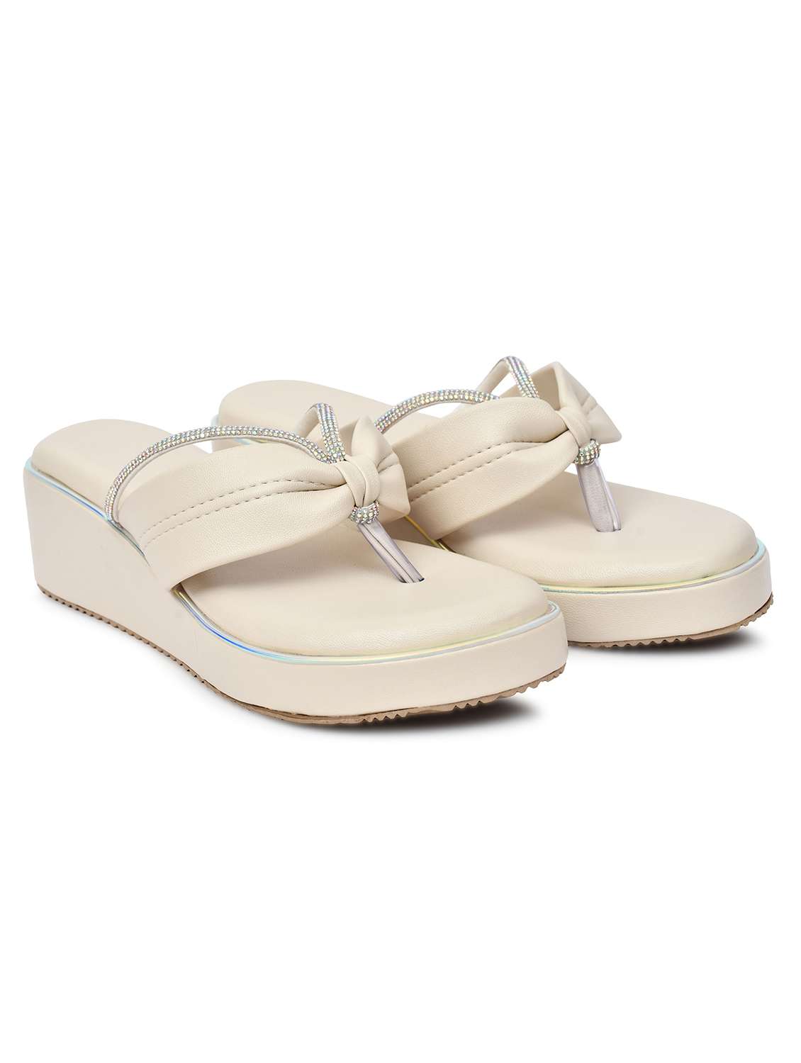 women solid slip on wedge - 22142032 - Standard Image - 2