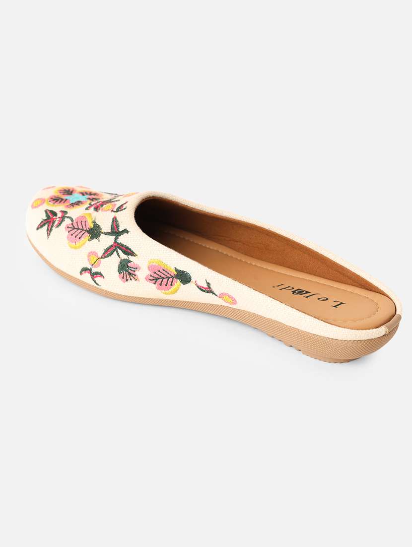 women embroidered slip on jutis - 22142192 -  Standard Image - 2
