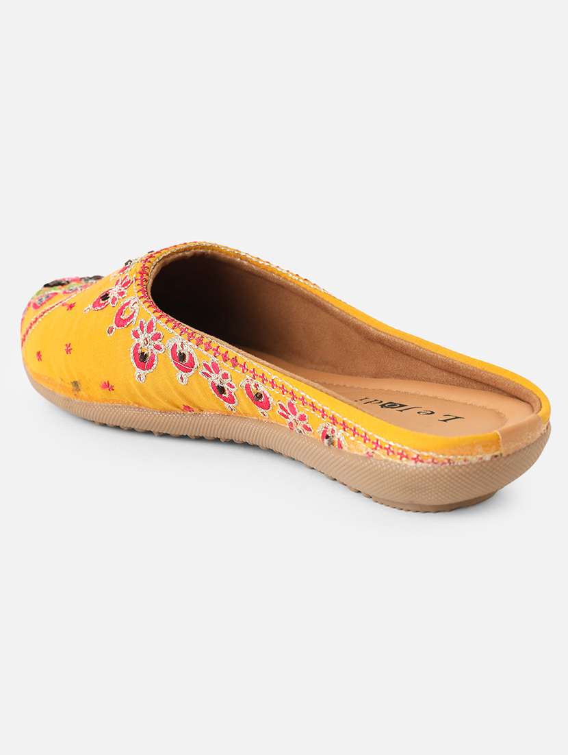 women embroidered slip on jutis - 22142194 -  Standard Image - 2