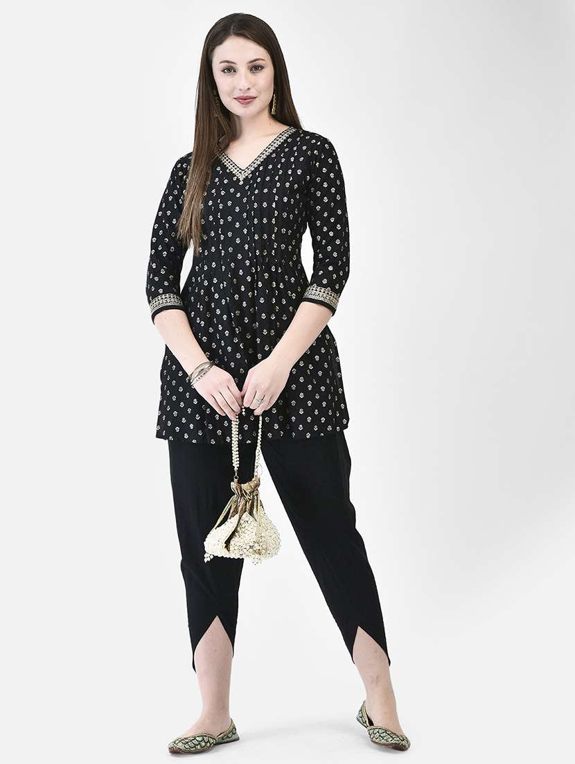 women printed three quarter sleeve a-line kurti