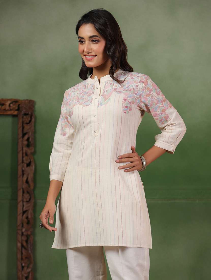 women printed three quarter sleeve straight kurti - 22142219 -  Standard Image - 2