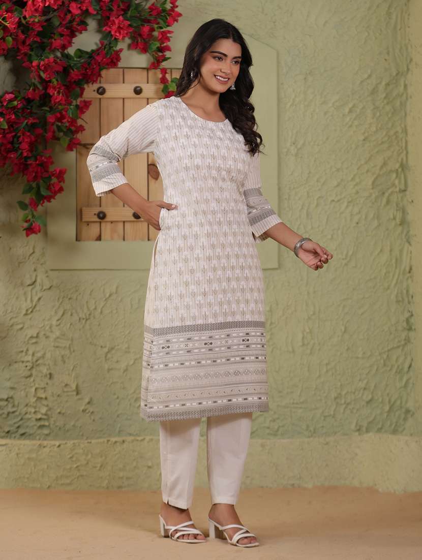 women floral printed three quarter sleeve straight kurta - 22142223 -  Standard Image - 2