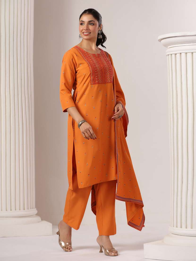 women printed three quarter sleeve kurta pant with dupatta set - 22142226 -  Standard Image - 2