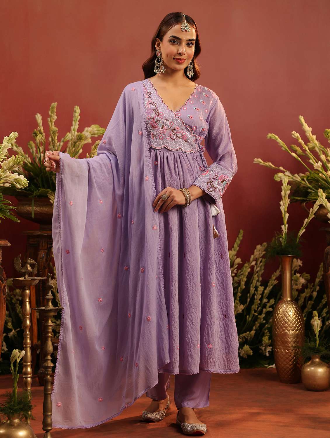 women embroidered long sleeve kurta pant with dupatta set
