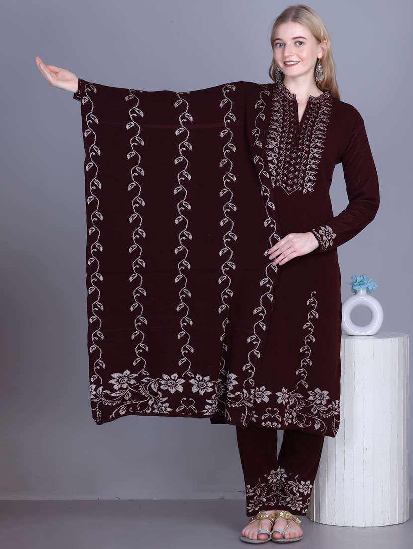 women self design long sleeve kurta pant with dupatta set