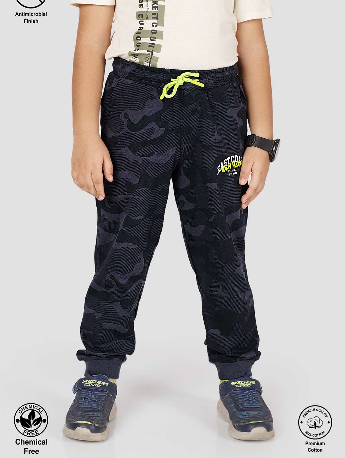 boys printed mid rise jogger