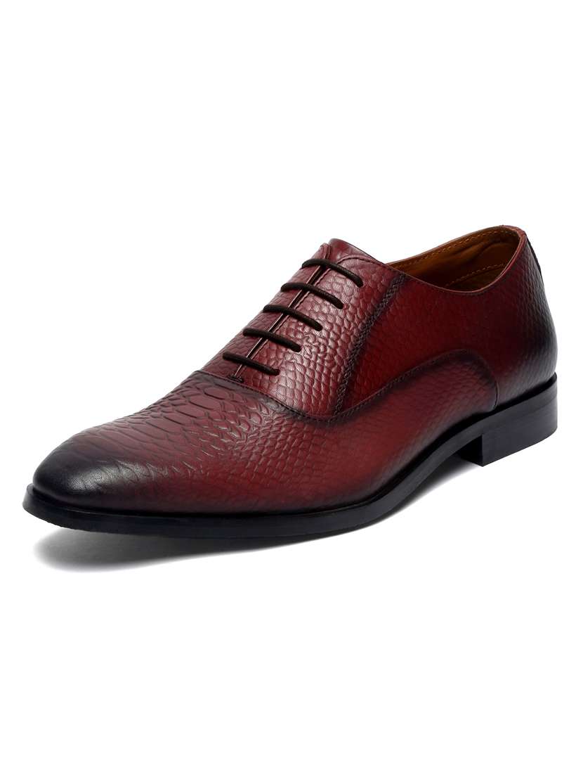 men red lace-up oxford - 22142968 -  Standard Image - 2