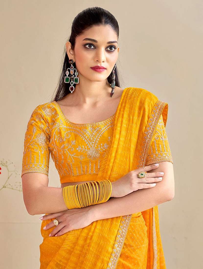 women bandhani printed saree with blouse - 22143168 -  Standard Image - 2