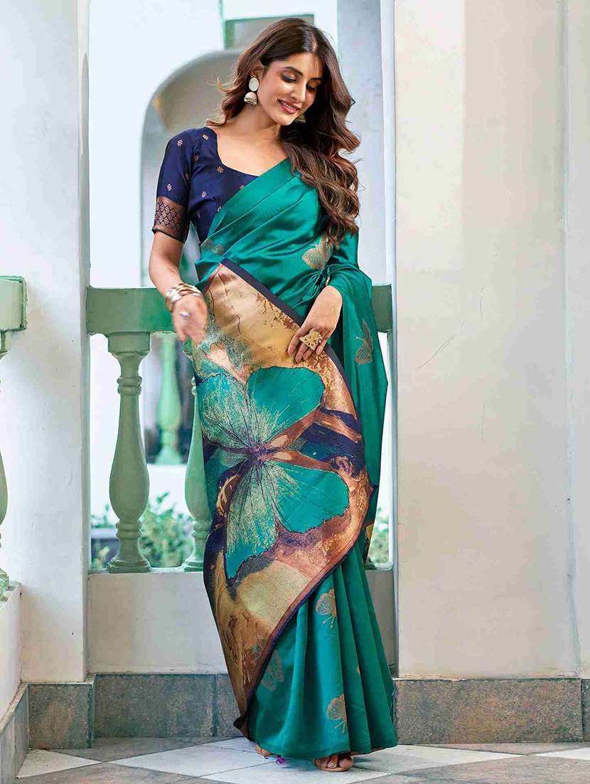 women self design banarasi saree with blouse - 22143169 - Zoom Image - 0