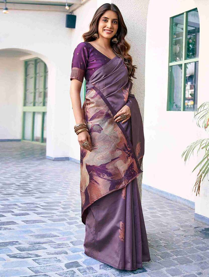 women self design banarasi saree with blouse - 22143170 - Standard Image - 2
