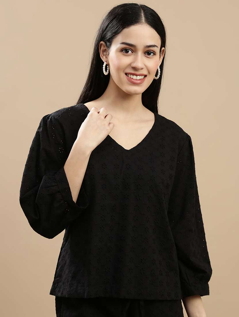 women black solid puff sleeve top
