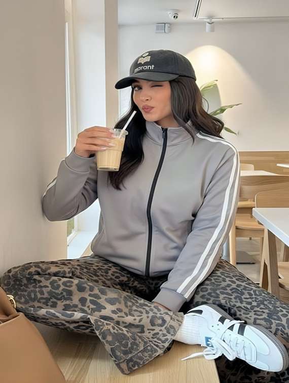 women solid long sleeve jacket