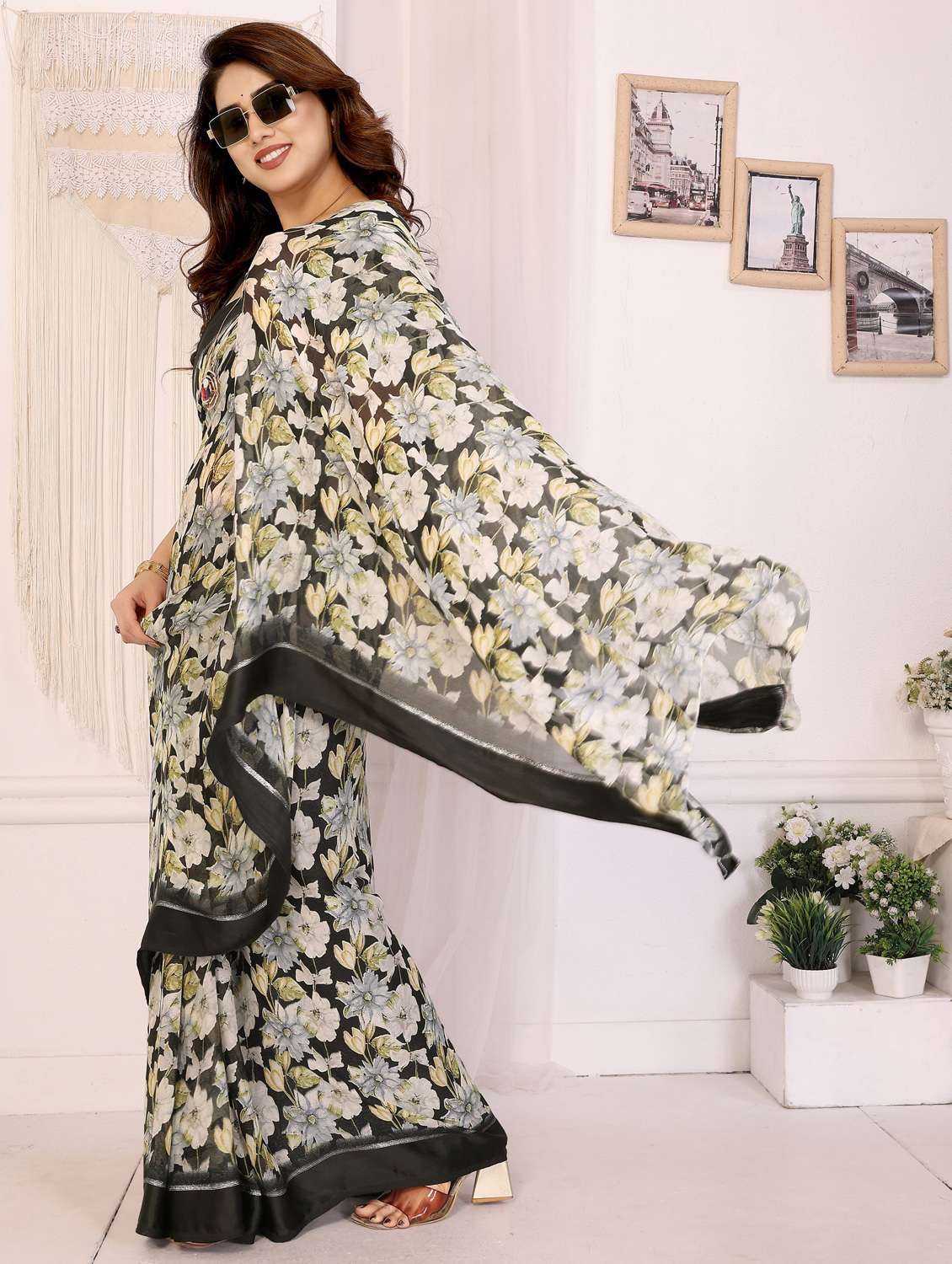 women floral printed saree with blouse - 22143843 -  Standard Image - 2