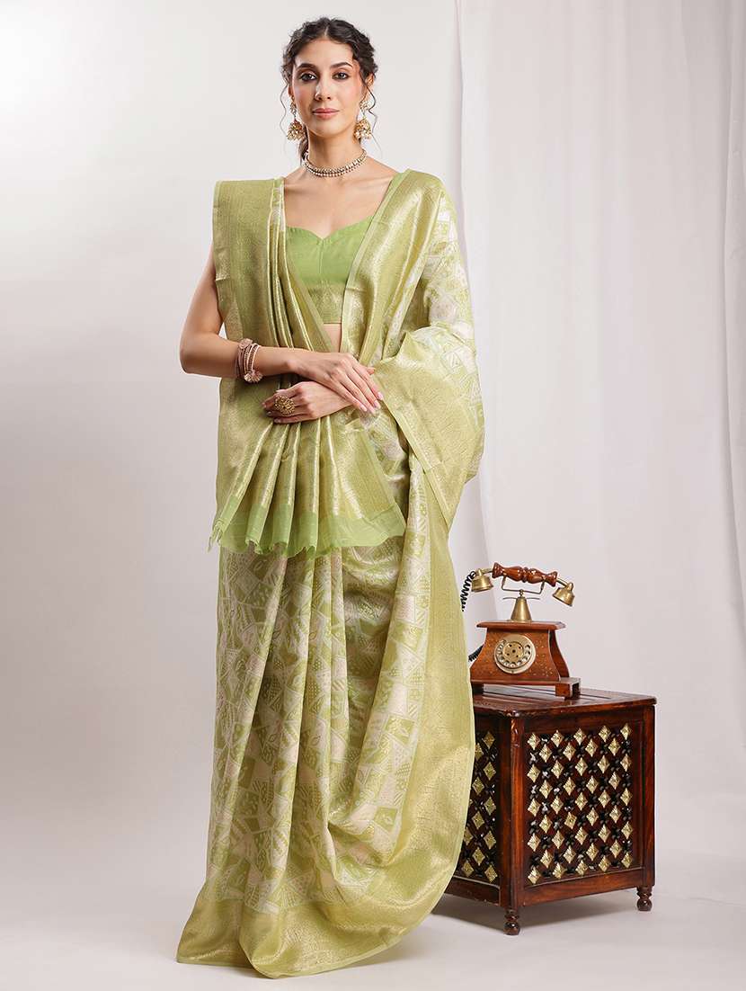 women self design banarasi saree with blouse - 22144644 - Zoom Image - 0