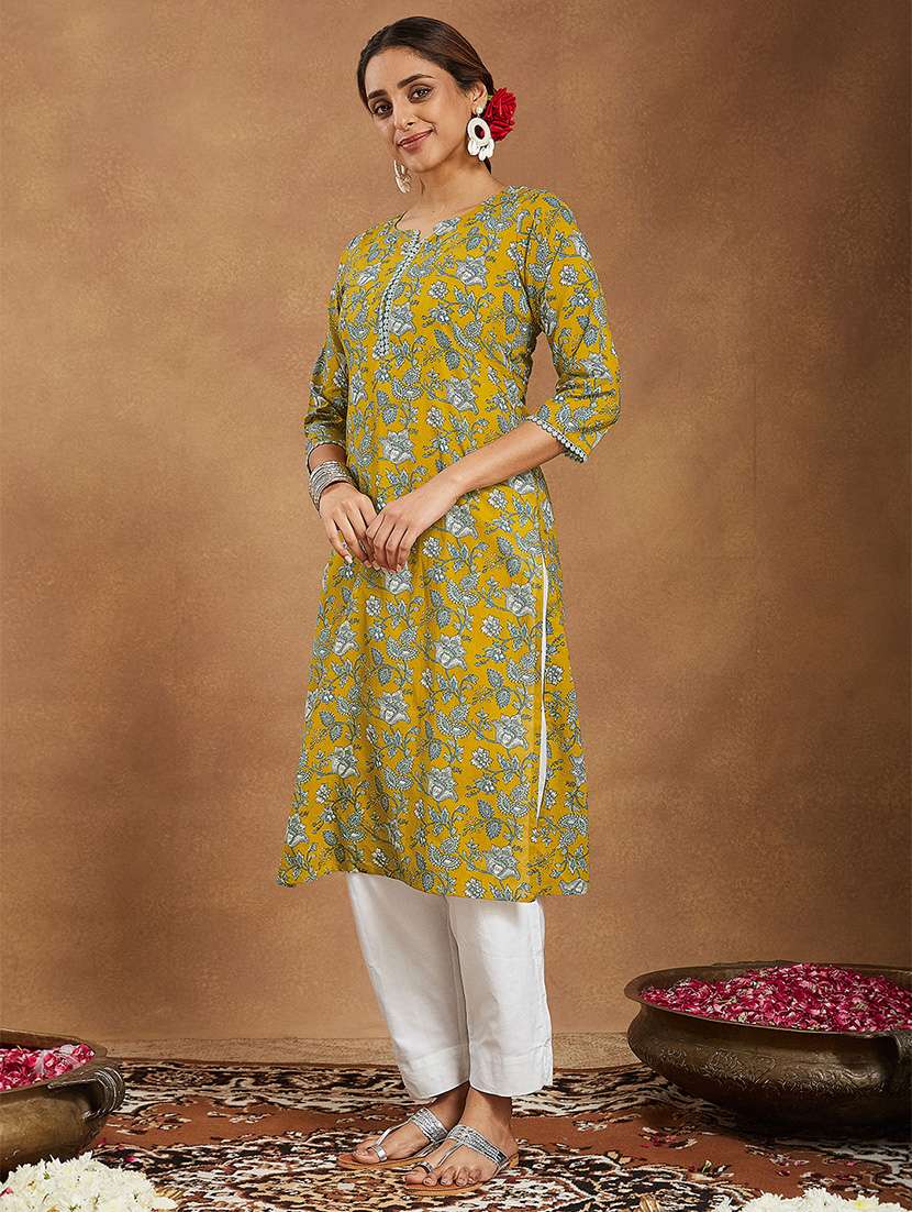 women floral three quarter sleeve straight kurta - 22144668 -  Standard Image - 2