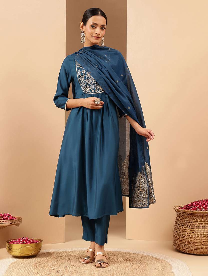 women embroidered three quarter sleeve kurta pant with dupatta set