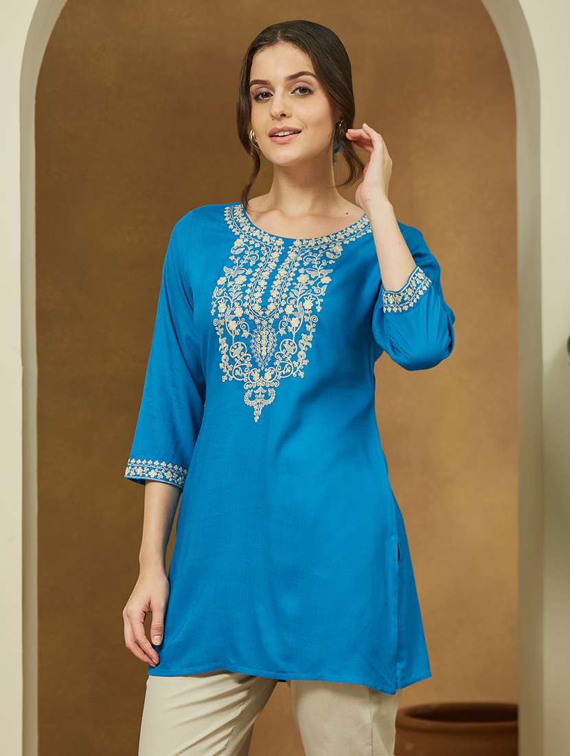 women embroidered three quarter sleeve straight kurti - 22144876 - Standard Image - 2