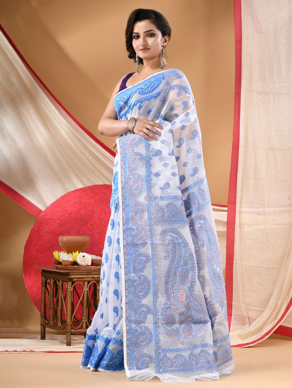 women self design jamdani saree - 22144935 - Standard Image - 2