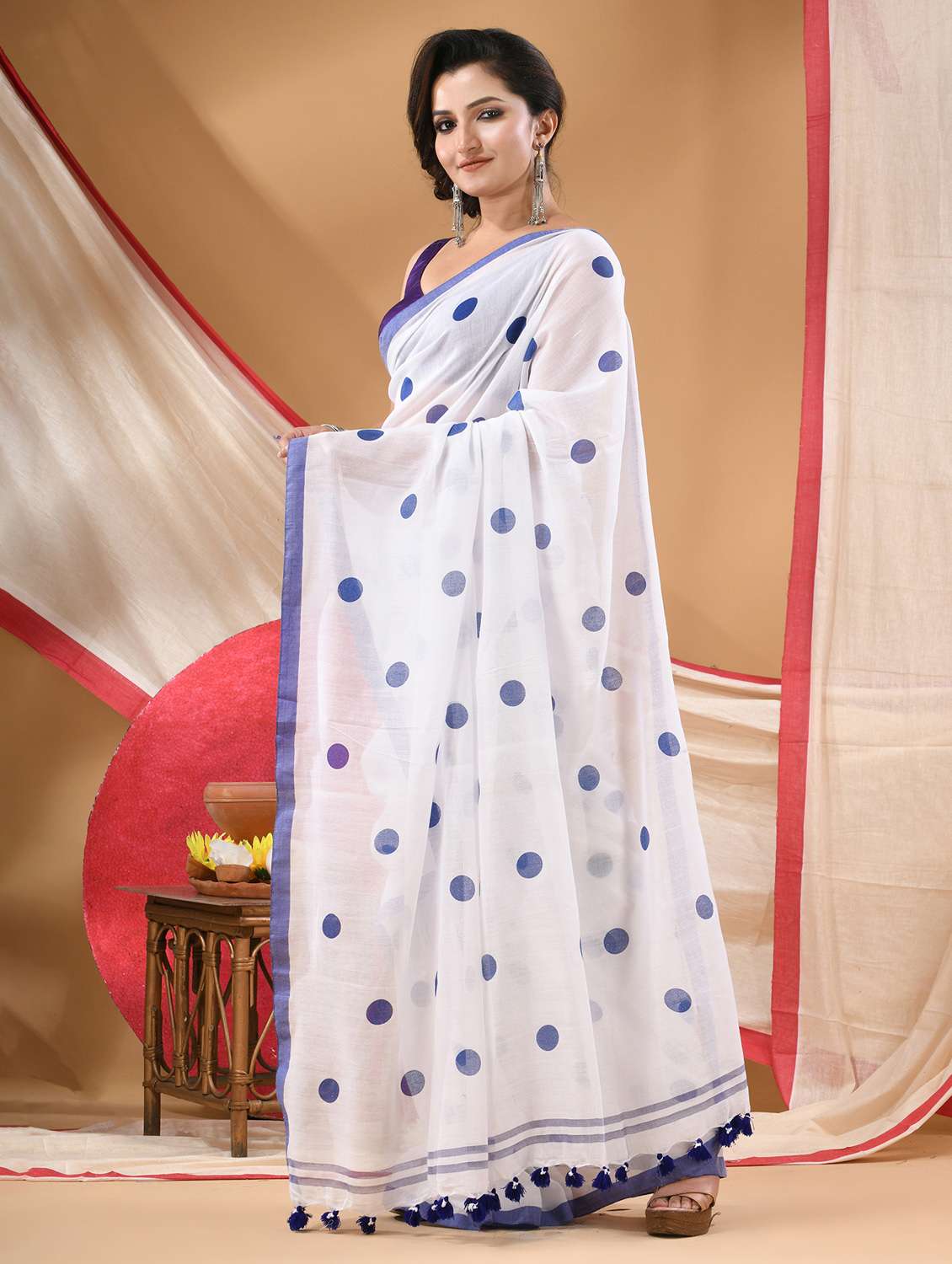 women printed casual wear saree - 22144936 -  Standard Image - 2