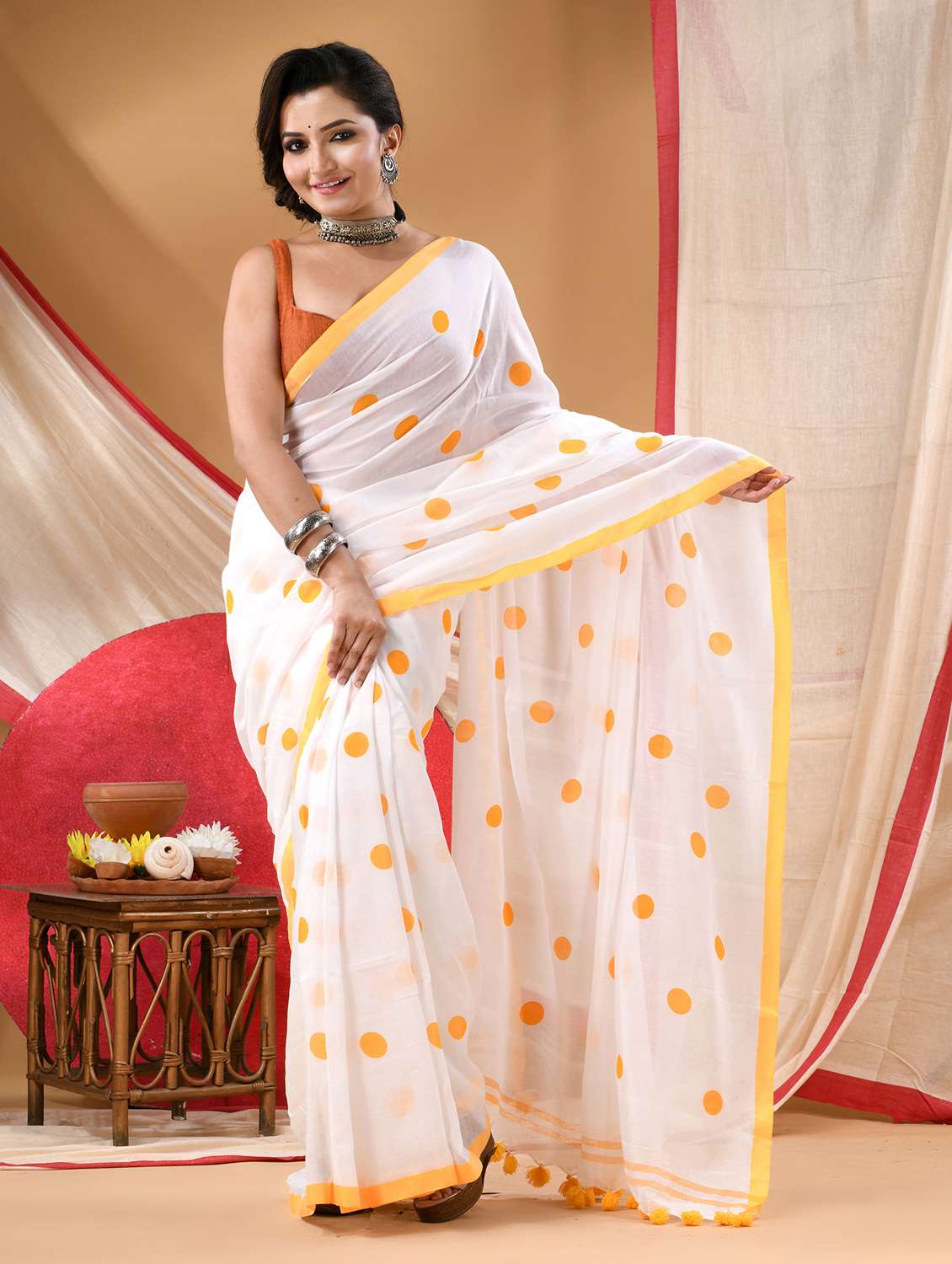 women printed casual wear saree - 22144942 -  Standard Image - 2