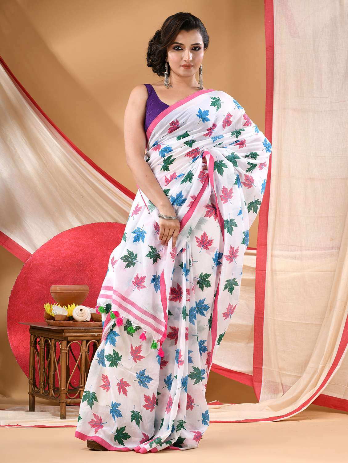 women printed casual wear saree - 22144969 -  Standard Image - 2
