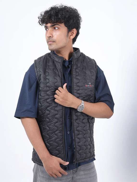 men solid sleeveless puffer jacket - 22145055 -  Standard Image - 2