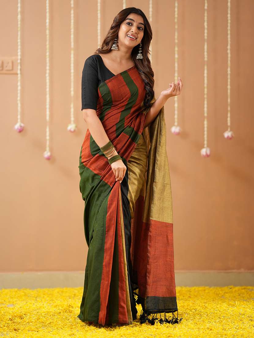 women striped handloom saree with blouse - 22145074 -  Standard Image - 2
