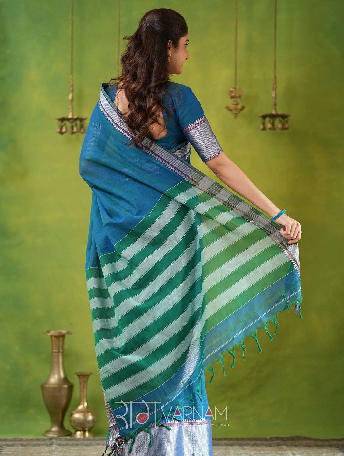 women solid with bordered narayanpet saree with blouse - 22145117 -  Standard Image - 2