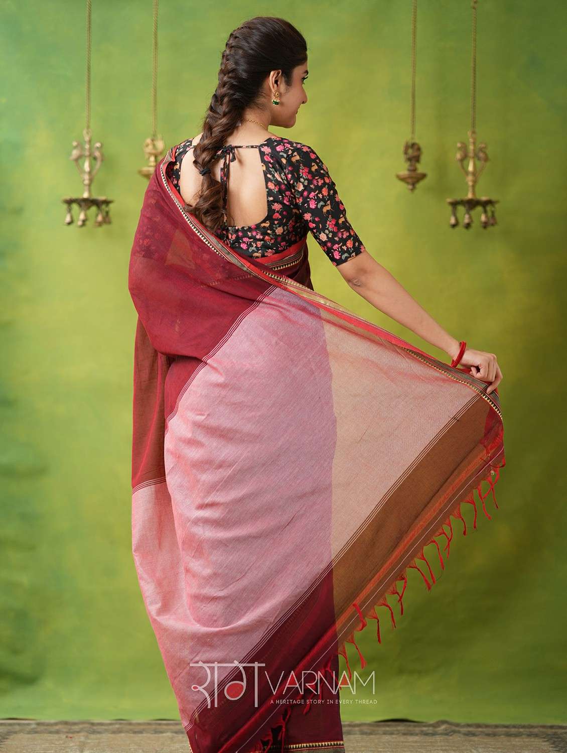 women solid with bordered narayanpet saree with blouse - 22145130 -  Standard Image - 2