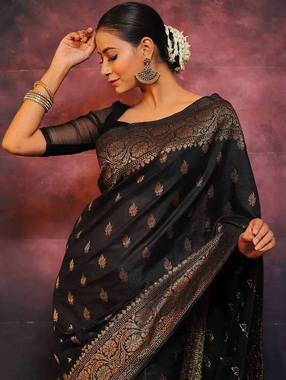 women self design banarasi saree with blouse - 22145241 -  Standard Image - 2