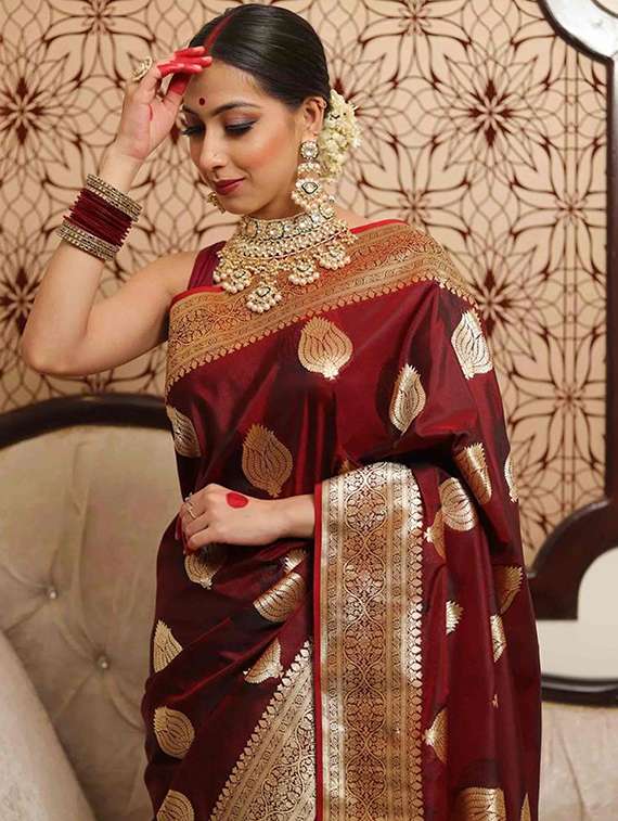 women self design banarasi saree with blouse - 22145289 -  Standard Image - 2