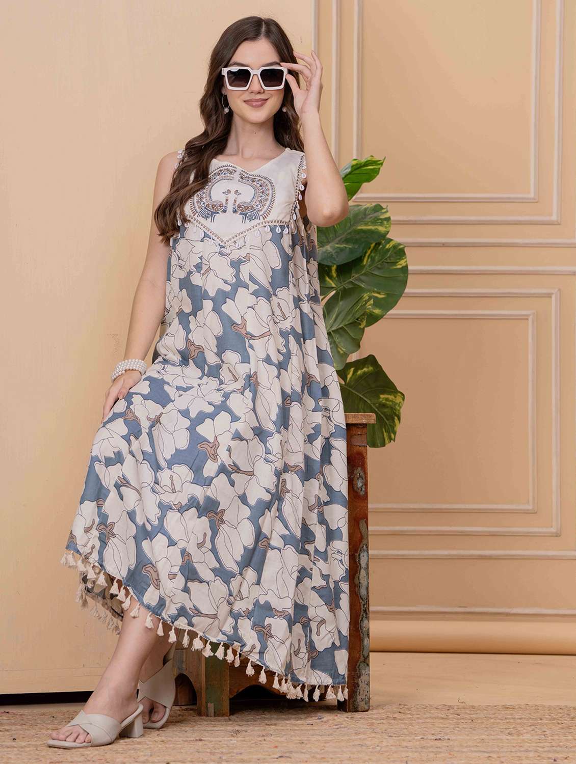 women floral printed sleeveless a-line ethnic dress