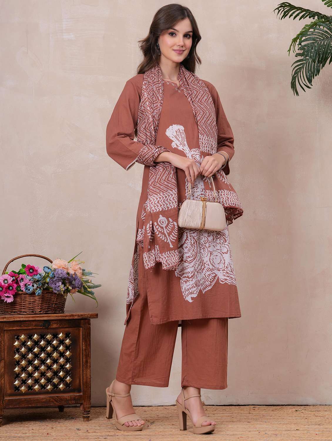 women printed three quarter sleeve kurta pant with dupatta set - 22146745 -  Standard Image - 2