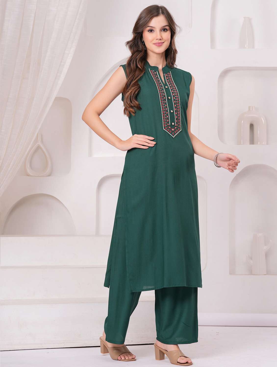 women embroidered sleeveless kurta palazzo set - 22146755 -  Standard Image - 2