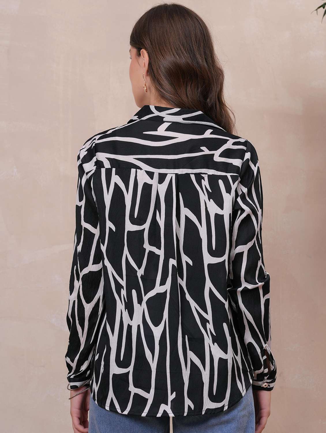 women printed collared long sleeve regular shirt - 22146802 -  Standard Image - 2