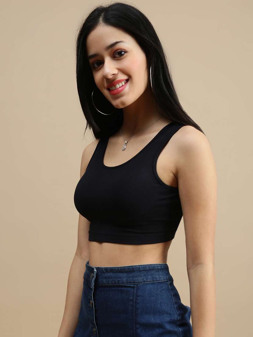 women solid sleeveless crop top