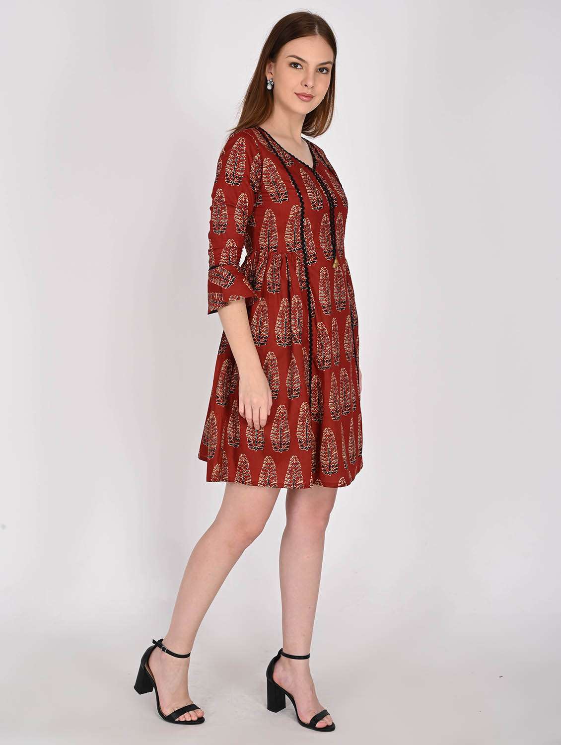 women printed bell sleeve a-line dress - 22146922 -  Standard Image - 2