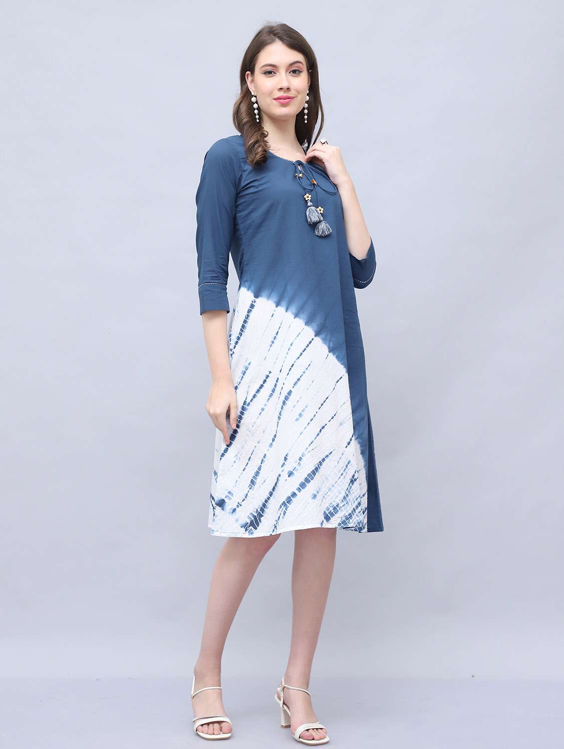 women printed three quarter sleeve dress